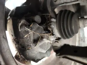 Foto de PINZA DE FRENO DELANTERA DERECHA OPEL ZAFIRA A 2.0 DTI (101 CV / 74 KW)