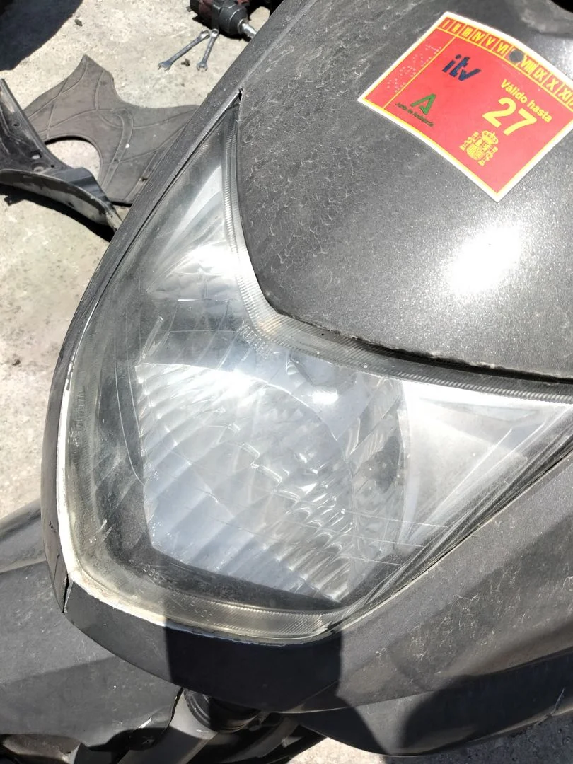 Foto de FARO DELANTERO YAMAHA CYGNUS X 125 cm3 - 8.2 kW (0 CV / 0 KW)