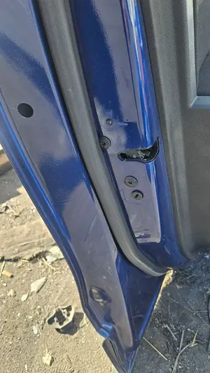 Foto de CERRADURA PUERTA DELANTERA IZQUIERDA OPEL CROSSLAND X 1.2  (110 CV / 81 KW)