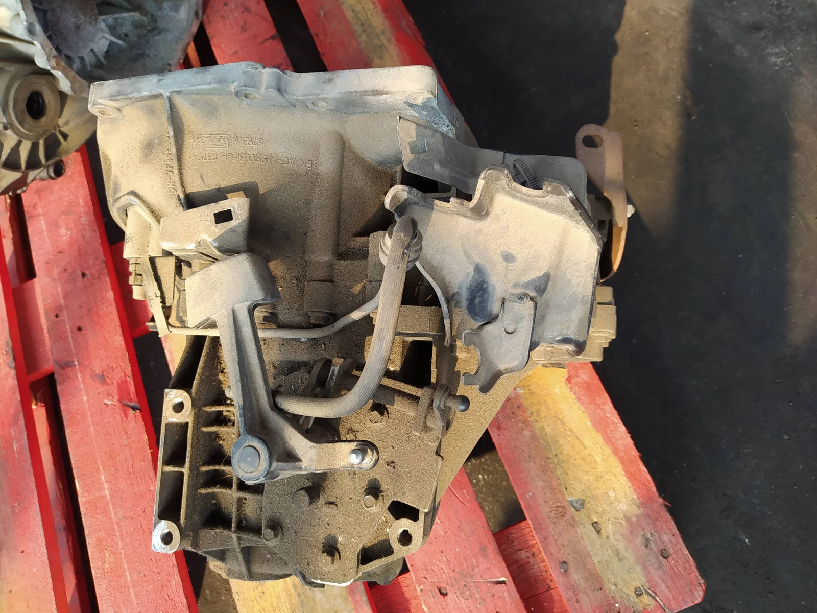 Foto de CAJA CAMBIOS FORD FOCUS SPORTBREAK (CAP) referencia 6M5R7002YC