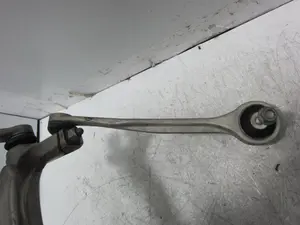 Foto de BRAZO SUSPENSION SUPERIOR DELANTERO IZQUIERDO PORSCHE MACAN (95BA) referencia 8K0505P