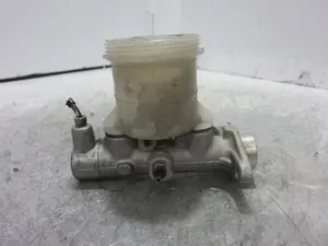 Foto de BOMBA FRENO MITSUBISHI MONTERO (V60/V70) 2.5 TD CAT (116 CV / 85 KW) referencia MB618717 foto 5