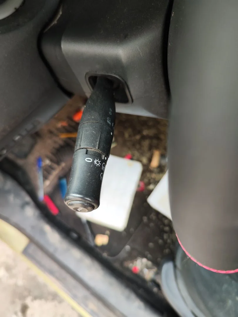 Foto de MANDO INTERMITENTES RENAULT MEGANE II BERLINA 5P 1.6 CAT (113 CV / 83 KW)