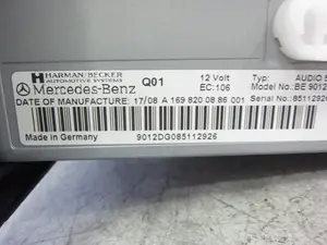 Foto de SISTEMA AUDIO / RADIO CD MERCEDES-BENZ CLASE B (BM 245) referencia BE9012 foto 4