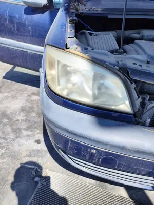 Foto de FARO DERECHO OPEL ZAFIRA A 1.6 16V (101 CV / 74 KW) referencia 9118792