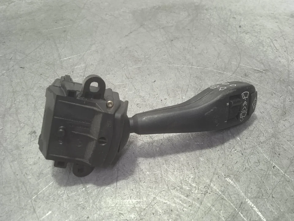 Foto de MANDO LIMPIA BMW SERIE X5 (E53) 3.0 Turbodiesel CAT (218 CV / 160 KW) referencia 8375408