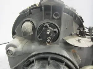 Foto de FARO IZQUIERDO MERCEDES-BENZ CLK (BM 208) CABRIO 3.2 V6 18V CAT (218 CV / 160 KW) referencia 084401147L foto 2