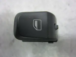 Foto de MANDO ELEVALUNAS DELANTERO DERECHO AUDI A5 CABRIOLET (8F7) 2.7 V6 24V TDI (190 CV / 140 KW) referencia 8K0959855A foto 1