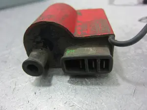Foto de BOBINA ENCENDIDO PIAGGIO (VESPA) ZIP referencia 32391011 foto 3