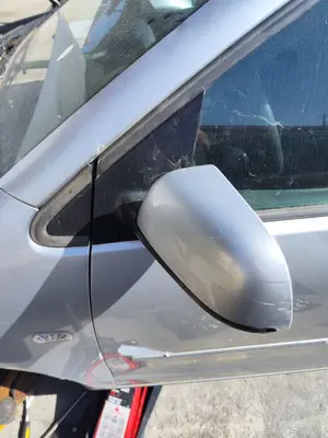 Foto de RETROVISOR IZQUIERDO VOLKSWAGEN POLO IV (9N1) 1.4 16V (75 CV / 55 KW) foto 3