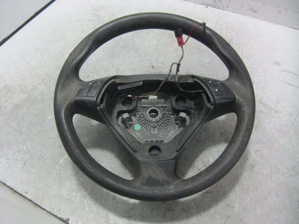 Foto de VOLANTE FIAT GRANDE PUNTO (199) 1.4 CAT (78 CV / 57 KW) referencia 07354102520