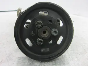 Foto de BOMBA DIRECCION VOLKSWAGEN GOLF IV BERLINA (1J1)(10.1997) 1.9 TDI (101 CV / 74 KW) referencia 1J0422154