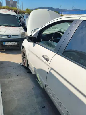 Foto de PUERTA DELANTERA IZQUIERDA MERCEDES-BENZ CLASE B (BM 245) 2.0 CDI CAT (109 CV / 80 KW) referencia A1697202505