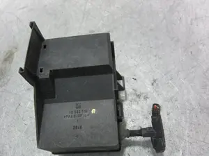 Foto de CAJA RELES / FUSIBLES OPEL ZAFIRA A 2.0 DTI (101 CV / 74 KW) referencia 90560119 foto 3
