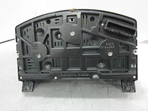 Foto de CUADRO INSTRUMENTOS OPEL ZAFIRA B 1.9 CDTI CAT (Z 19 DTL) (101 CV / 74 KW) referencia 3164392 foto 2