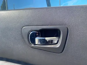 Foto de MANETA INTERIOR TRASERA IZQUIERDA NISSAN QASHQAI (J10) 2.0 16V CAT (141 CV / 104 KW)