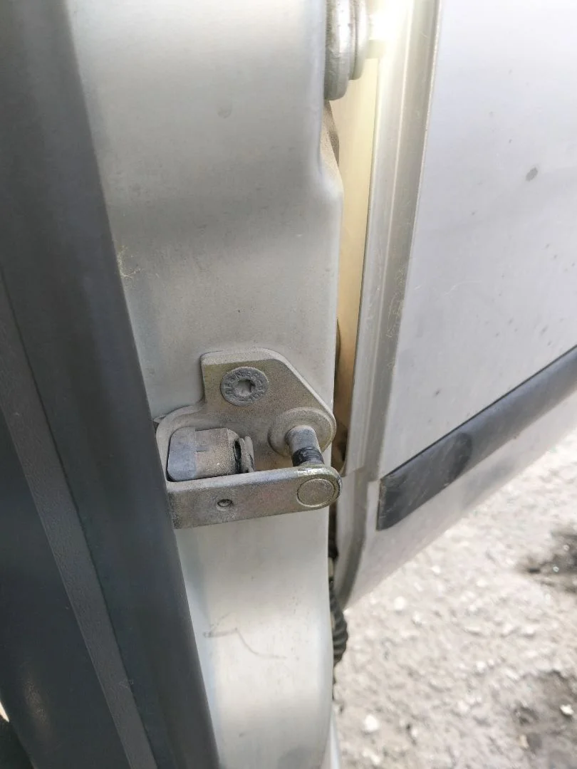 Foto de RETENEDOR PUERTA FORD FOCUS BERLINA (CAK) 1.6 16V CAT (101 CV / 74 KW) referencia 4167789