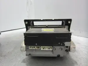 Foto de SISTEMA AUDIO / RADIO CD TOYOTA COROLLA VERSO (R1) 2.2 Turbodiesel CAT (136 CV / 100 KW) referencia 861200F040 foto 4