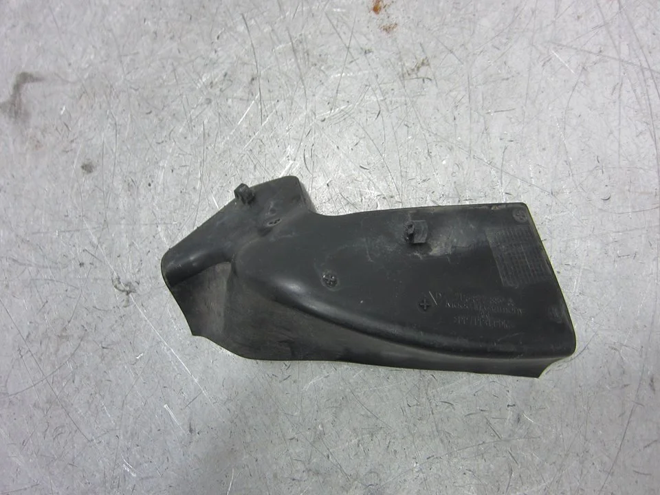 Foto de MOLDURA PORSCHE CAYENNE (TIPO 92A) referencia 7P5877389A