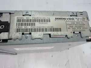 Foto de SISTEMA AUDIO / RADIO CD PEUGEOT 206 1.4 (75 CV / 55 KW) referencia 96545978XT00 foto 3