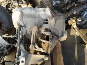 Foto de CAJA CAMBIOS FORD FOCUS BERLINA (CAP) referencia 6M5R7002YA
