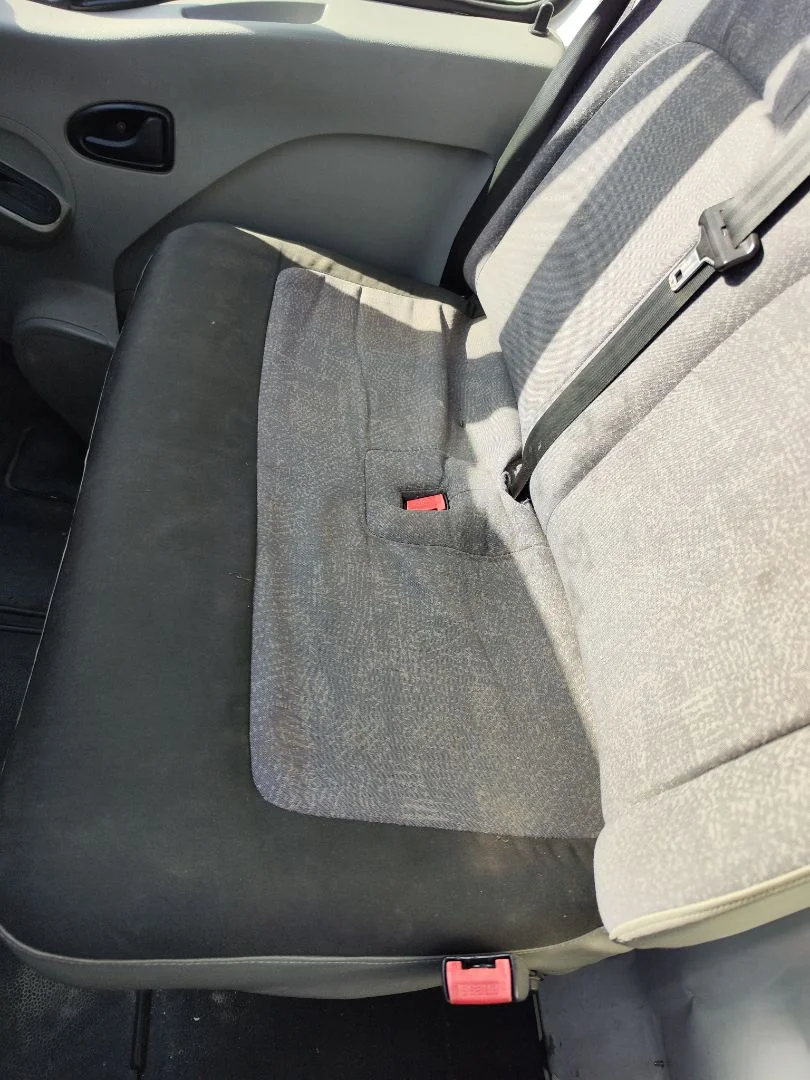 Foto de ASIENTO DELANTERO DERECHO NISSAN INTERSTAR (X70) 2.5 dCi Diesel CAT (114 CV / 84 KW)