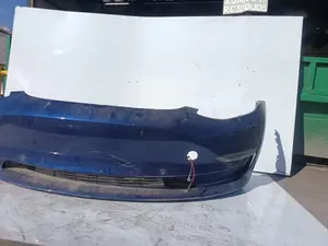 Foto de PARAGOLPES DELANTERO TESLA MODEL 3 eléctrico 258 kW (cont. 153 kW) (350 CV / 258 KW)
