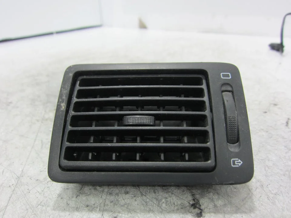 Foto de REJILLA AIREADORA FIAT II SCUDO (272) COMBI 2.0 JTDM (120 CV / 88 KW) referencia 9634498977