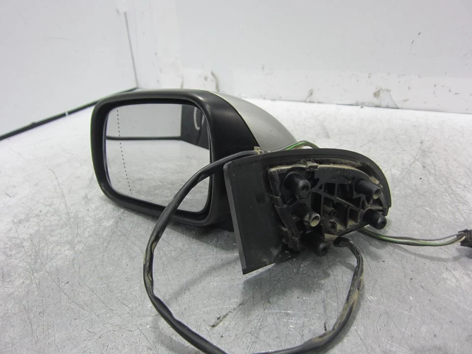 Foto de RETROVISOR IZQUIERDO PEUGEOT 307 BREAK / SW (S1)(04.2002) 1.6 HDi (109 CV / 80 KW) referencia 96347726
