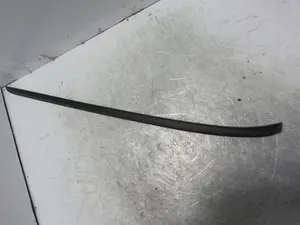 Foto de MOLDURA PORSCHE CAYENNE (TIPO 92A) referencia 7P5854327B foto 2