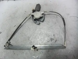 Foto de ELEVALUNAS DELANTERO DERECHO RENAULT MEGANE I FASE 2 BERLINA (BA0) 1.9 dCi Diesel CAT (102 CV / 75 KW) referencia 130821721