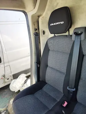 Foto de ASIENTO DELANTERO DERECHO FIAT DUCATO 3 MAXI FURGÓN TS 35 (295) 2.3 JTD CAT (148 CV / 109 KW) referencia 2635408 foto 2