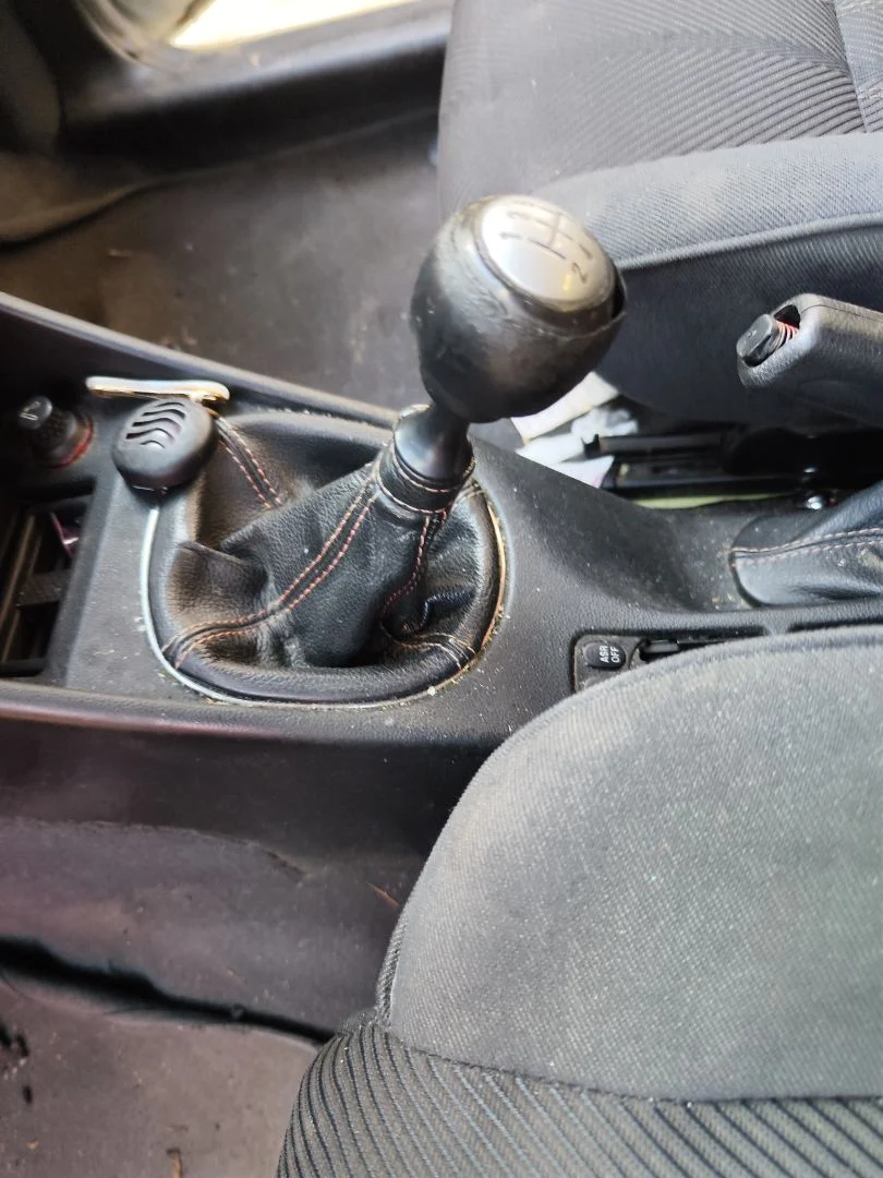 Foto de PALANCA CAMBIO ALFA ROMEO 147 (190) 1.9 JTD CAT (110 CV / 81 KW)