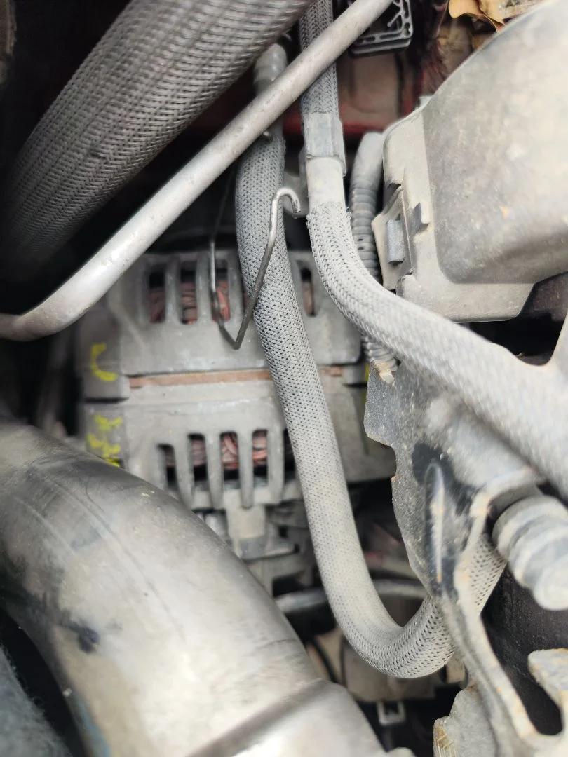 Foto de ALTERNADOR RENAULT CLIO III 1.5 dCi Diesel CAT (86 CV / 63 KW)