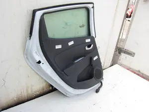 Foto de PUERTA TRASERA IZQUIERDA RENAULT CLIO IV foto 4