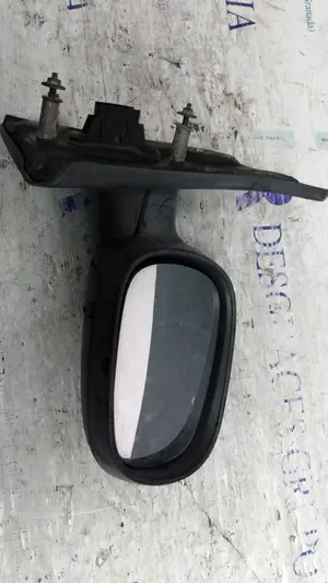 Foto de RETROVISOR DERECHO RENAULT MEGANE I SCENIC (JA0) 1.9 Turbodiesel (90 CV / 66 KW) referencia 7700841656 foto 2