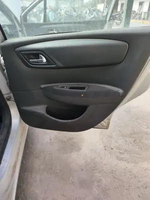 Foto de GUARNECIDO PUERTA TRASERA DERECHA CITROEN C4 BERLINA 1.6 16V HDi (90 CV / 66 KW)