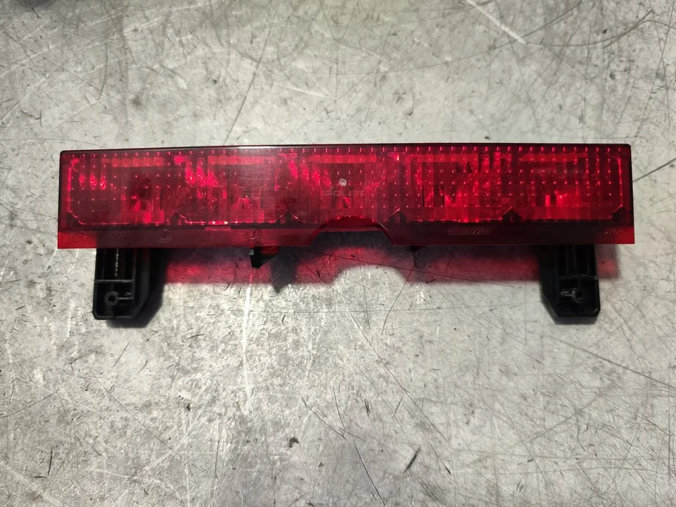 Foto de LUZ CENTRAL DE FRENO CITROEN C4 COUPE 1.6 HDi CAT (9HY / DV6TED4) (109 CV / 80 KW) referencia 9650812280