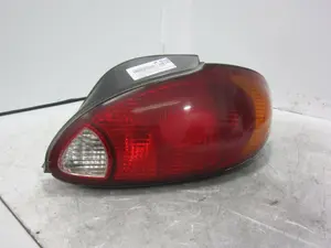 Foto de PILOTO TRASERO DERECHO HYUNDAI ELANTRA (XD) 1.6 16V CAT (105 CV / 77 KW) referencia 92402295 foto 1