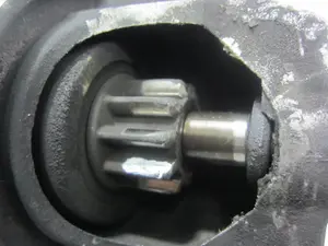 Foto de MOTOR ARRANQUE FORD FOCUS FAMILIAR (CAK) 1.6 16V CAT (101 CV / 74 KW) referencia 98AB11000 foto 2