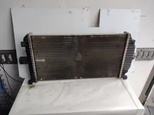 Foto de INTERCOOLER RENAULT LAGUNA (B56) 1.9 dCi Diesel CAT (107 CV / 79 KW) referencia 7701045349 foto 2