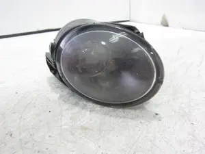 Foto de FARO ANTINIEBLA IZQUIERDO VOLKSWAGEN PASSAT BERLINA (3C2) 2.0 TDI (140 CV / 103 KW) referencia 271274 foto 11