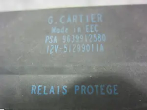 Foto de CAJA PRECALENTAMIENTO FORD FIESTA (CBK) 1.4 TDCi CAT (68 CV / 50 KW) referencia 9639912580 foto 2