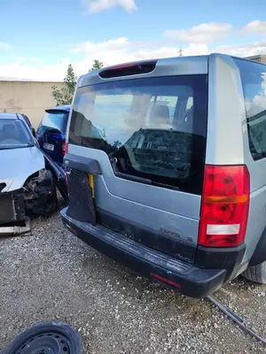 Foto de PORTON TRASERO LAND ROVER DISCOVERY 2.7 Td V6 CAT (190 CV / 140 KW) foto 2