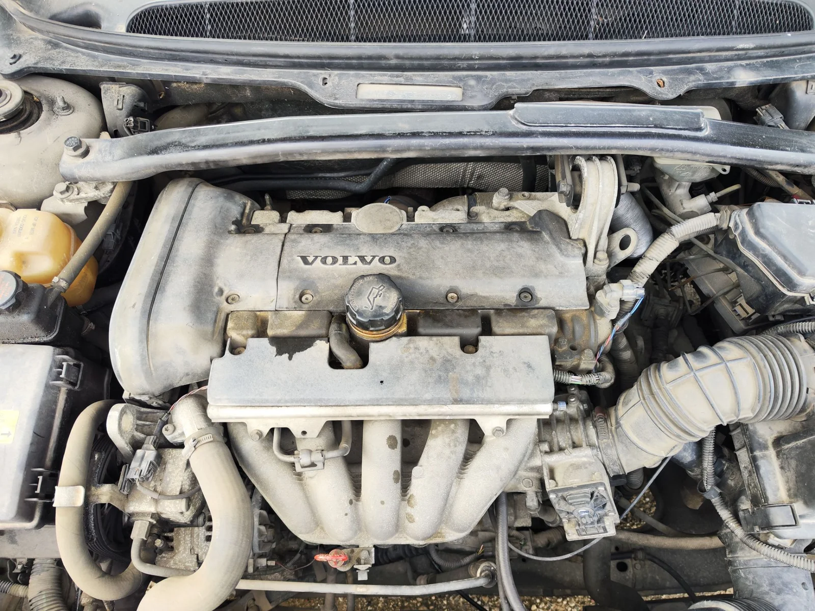Foto de MOTOR COMPLETO VOLVO S80 BERLINA 2.4 CAT (140 CV / 103 KW)