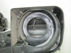 Foto de CALEFACCION ENTERA NORMAL MERCEDES-BENZ CLS (BM 219) 5.0 V8 24V CAT (306 CV / 225 KW) foto 2