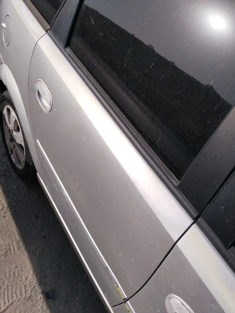 Foto de LUNA TRASERA DERECHA OPEL MERIVA 1.7 16V CDTI (101 CV / 74 KW) referencia 93321980