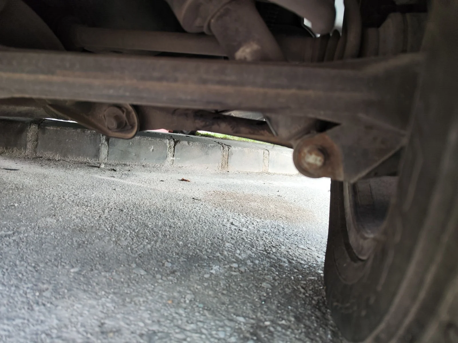 Foto de EJE TRASERO VOLKSWAGEN TOUAREG (7LA) 2.5 TDI (174 CV / 128 KW)