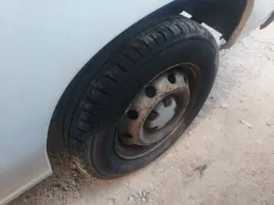 Foto de LLANTA CITROEN JUMPER FURGÓN 2.5 Diesel (86 CV / 63 KW) referencia 5401A1