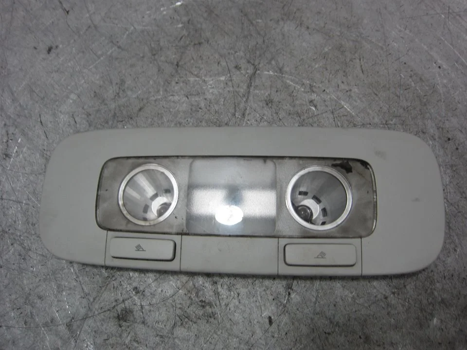 Foto de NO IDENTIFICADO VOLKSWAGEN GOLF VI (5K1)(10.2008) 1.6 TDI DPF (105 CV / 77 KW) referencia 947291